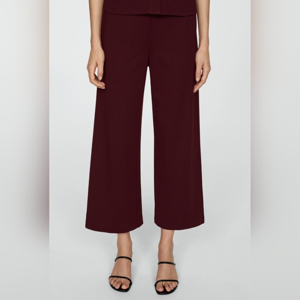 Burgundy Knitted culotte trousers